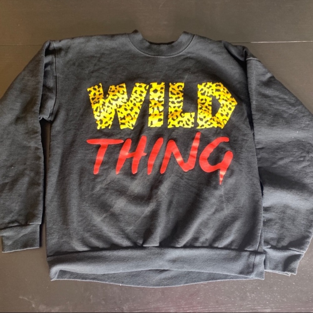 Vintage Graphic Crewneck Sweatshirt "Wild Thing" - Picture 2 of 5